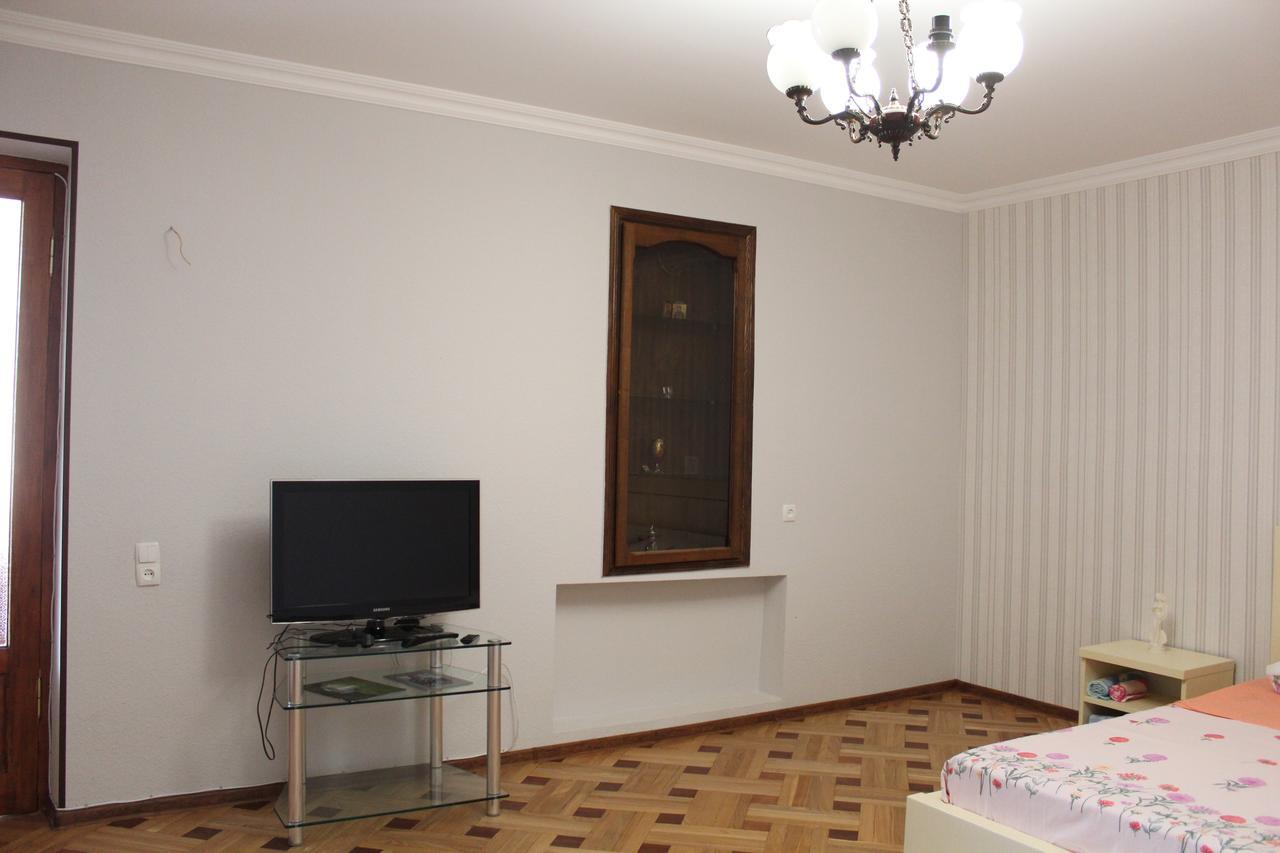 Guest House Stefanos Tbilisi Esterno foto