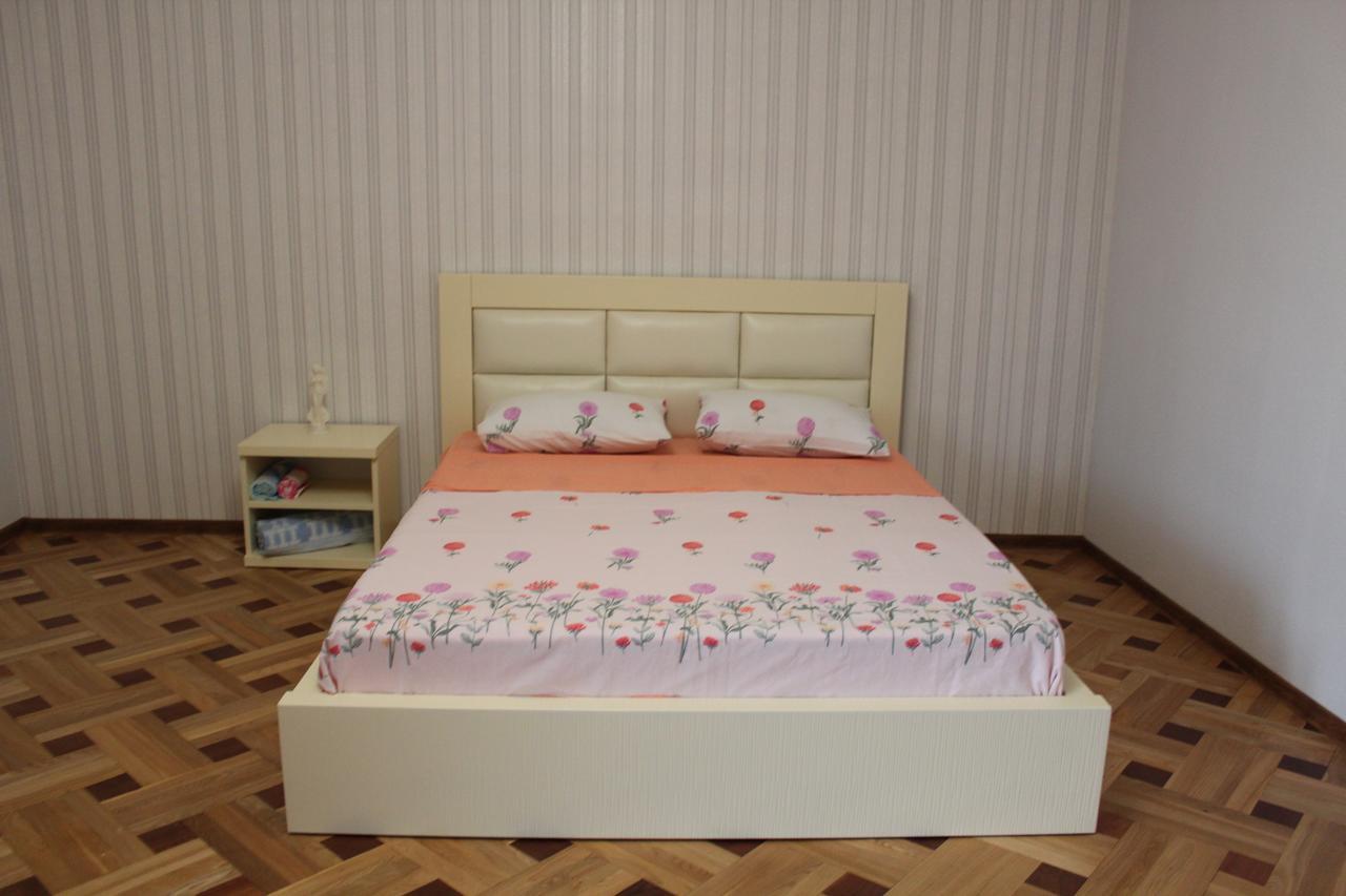 Guest House Stefanos Tbilisi Esterno foto