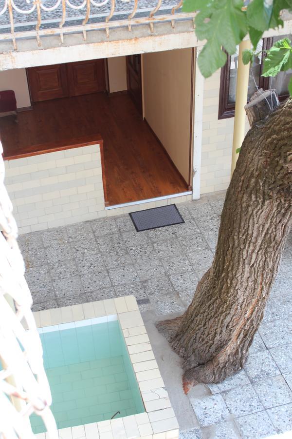 Guest House Stefanos Tbilisi Esterno foto
