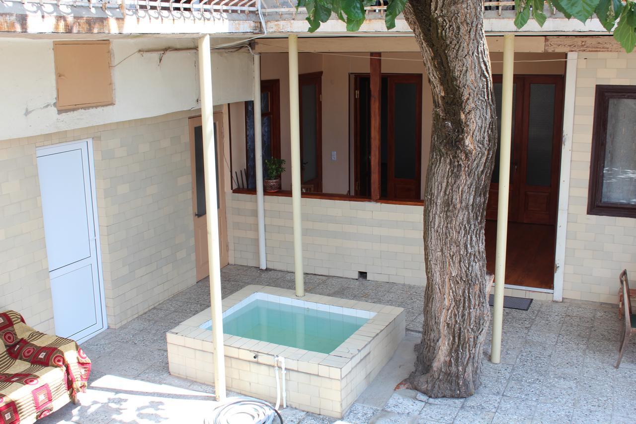 Guest House Stefanos Tbilisi Esterno foto